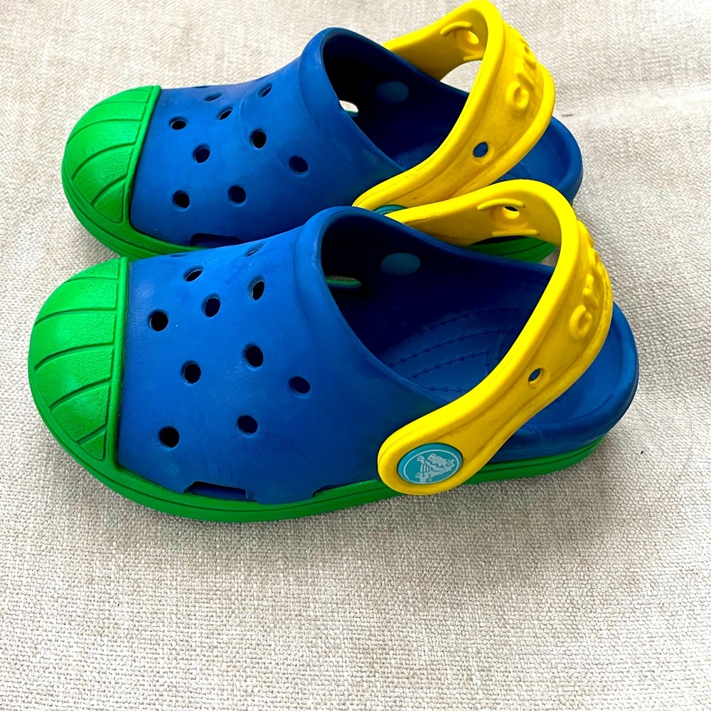 CROCS Bump It Clog Blue Green Size 7 Toddler